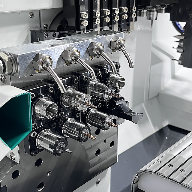 swiss cnc lathe live tools
