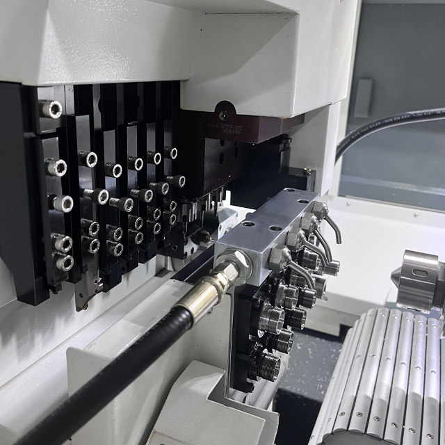 Y2 axis live tool and solid tool.jpg