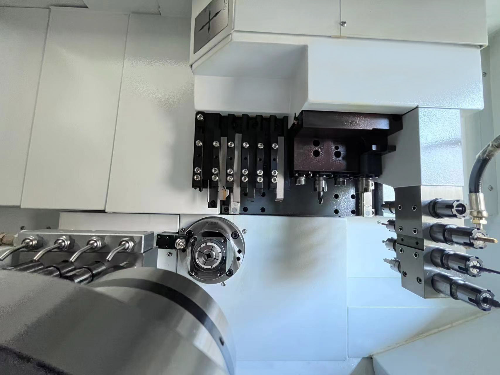 swiss lathe cutting tool